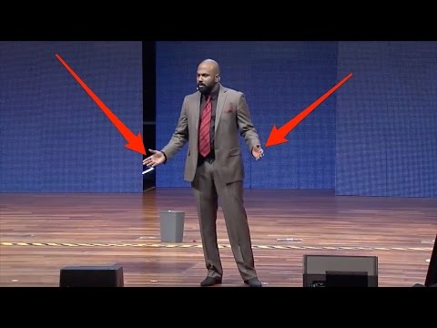 4 essential body language tips from a world champion public speaker